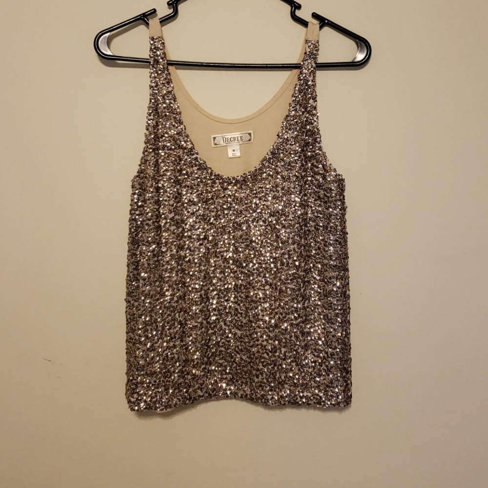 NWOT Womens sparkly top size medium